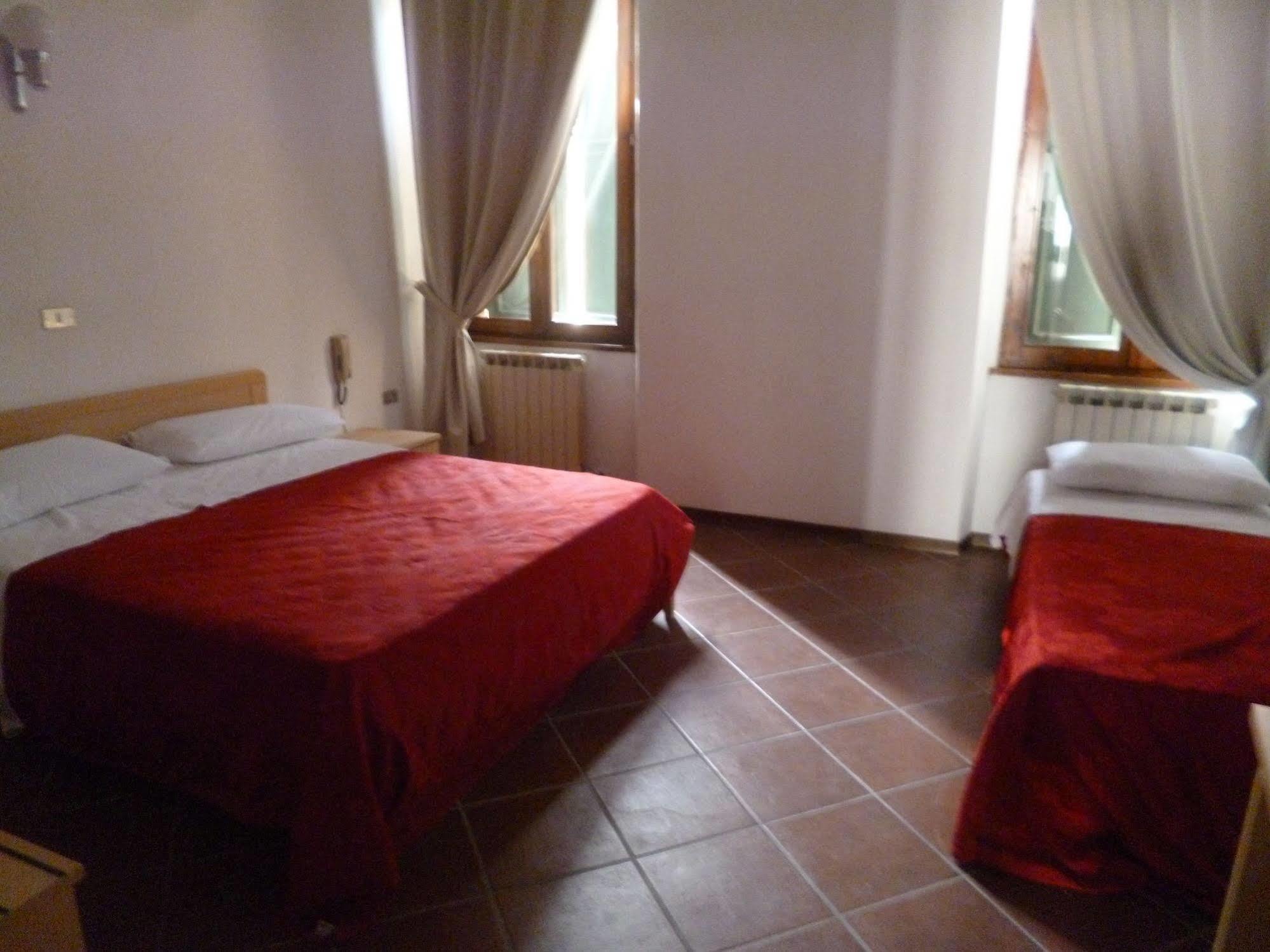 Ca' Tazzoli Gasthof 3*