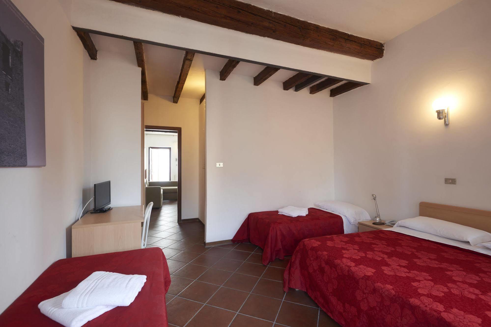 Ca' Tazzoli Gasthof 3*